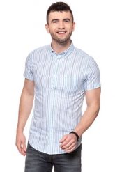 KOSZULA MĘSKA KRÓTKI RĘKAW WRANGLER SS 1PKT BUTTON-DOWN SAPPHIRE BLUE W5944NQBT 112129756. Niebieskie koszule męskie Wrangler, m, bez wzorów, z bawełny, bez kołnierzyka, bez ramiączek. W wyprzedaży za 69.99 zł.