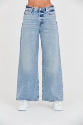 7 FOR ALL MANKIND Niebieskie damskie jeansy Zoey, Rozmiar 25. Niebieskie jeansy damskie 7 for all mankind, bez wzorów, z jeansu. W wyprzedaży za 399.99 zł.