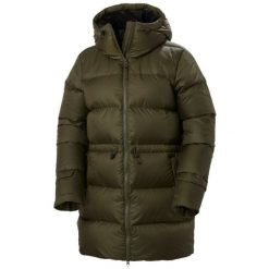 Parka dla kobiet Helly Hansen Essence. Zielone parki damskie Helly Hansen, na zimę, bez wzorów, bez kaptura. W wyprzedaży za 933.30 zł.