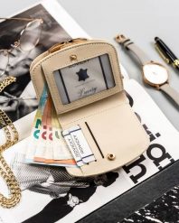 Portfel damski Milano Design SF-1830-JM beżowy. Brązowe portfele damskie MILANO DESIGN, ze skóry ekologicznej. Za 40.00 zł.