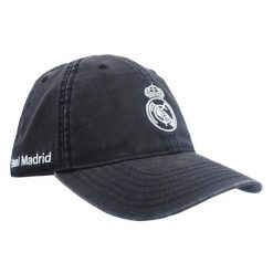 Czapka Real Madryt Junior - oficjalna licencjonowana. Czarne czapki damskie REAL MADRID, bez wzorów. Za 99.00 zł.