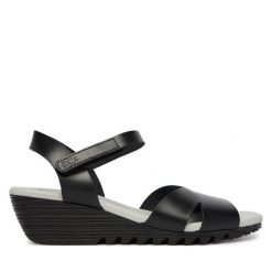 Sandały Fly London. Czarne sandały damskie Fly London, bez wzorów, bez obcasa, na koturnie, bez zapięcia. Za 399.99 zł.