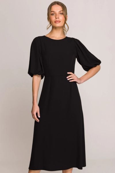 Elegancka sukienka koktajlowa z bufiastymi rękawami czarna. Czarne sukienki damskie Stylove, na imprezę, xl, bez wzorów, z elastanu, eleganckie, bez kołnierzyka, bez ramiączek, midi, dopasowane. Za 509.00 zł.