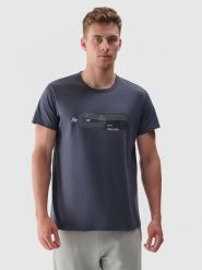 4F T-shirt z nadrukiem regular męski - szary S. Szare t-shirty męskie 4F, m, bez wzorów, z dzianiny, bez kołnierzyka, bez ramiączek. W wyprzedaży za 39.99 zł.