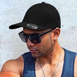Czapka Bejsbolówka Unisex Kansas Headwear. Czerwone czapki damskie RESULT, bez wzorów, z bawełny. Za 38.99 zł.