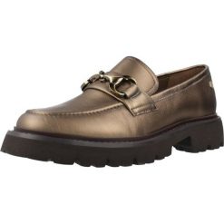 Tenisówki Carmela Model 16199102c Kolor Brąz. Brązowe trampki i tenisówki damskie Carmela, bez wzorów, ze skóry, bez zapięcia. Za 353.20 zł.
