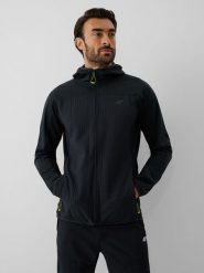 4F Kurtka softshell wiatroodporna męska - czarna S. Czarne kurtki męskie 4F, m, bez wzorów, z softshellu, bez kaptura. Za 249.99 zł.