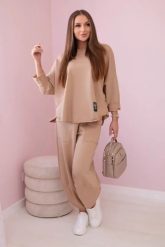 Komplet bawełniany bluza + spodnie jasny camelowy. Bluzy damskie KESI, l, bez wzorów, z bawełny, biznesowe, bez ramiączek, bez kaptura. Za 284.37 zł.