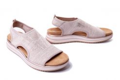 RIEKER REMONTE D1J52-31 pink, sandały damskie. Czerwone sandały damskie Rieker Remonte, bez wzorów, bez obcasa, na koturnie, bez zapięcia. Za 230.93 zł.