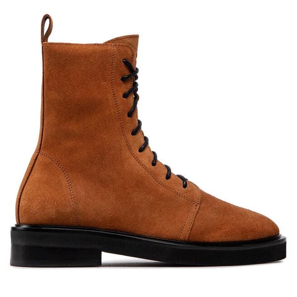 Trzewiki Simple. Brązowe botki damskie SIMPLE, bez wzorów, bez obcasa, na płaskiej podeszwie, bez zapięcia. Za 509.99 zł.