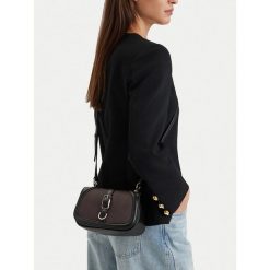Torebka Nine West. Czarne listonoszki damskie Nine West, bez wzorów, bez dodatków. Za 199.99 zł.