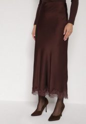 Brązowa Satynowa Spódnica z Koronkowym Zdobieniem Silfera. Brązowe spódnice damskie Born2be, na co dzień, l, z aplikacjami, z koronki, klasyczne, maxi, dopasowane. Za 119.99 zł.
