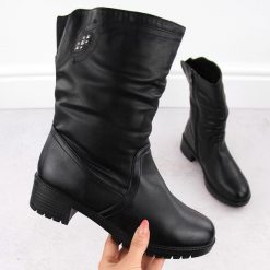 Botki damskie ocieplane wysokie czarne Filo Donna Z24-43. Czarne botki damskie Filo Donna, bez wzorów, ze skóry ekologicznej, bez obcasa, bez zapięcia. Za 105.00 zł.