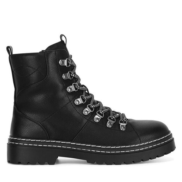 Trzewiki Jenny Fairy. Czarne botki damskie Jenny Fairy, bez wzorów, bez obcasa, na płaskiej podeszwie, bez zapięcia. Za 129.99 zł.