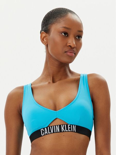 Calvin Klein Swimwear Góra od bikini KW0KW02745 Niebieski. Niebieskie bikini Calvin Klein Swimwear, bez wzorów, z syntetyku. Za 149.99 zł.