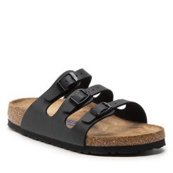 Klapki Birkenstock. Czarne klapki damskie Birkenstock, bez wzorów, bez obcasa, bez zapięcia. Za 469.99 zł.
