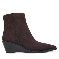 Botki MICHAEL Michael Kors. Brązowe botki damskie MICHAEL Michael Kors, bez wzorów, bez obcasa, na koturnie, bez zapięcia. Za 1,019.00 zł.