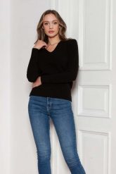 Sweter w Serek z Dzianiny w Prążek - Czarny. Czarne swetry nierozpinane damskie Lanti, l, bez wzorów, z dzianiny, bez kołnierzyka, bez ramiączek. Za 229.90 zł.