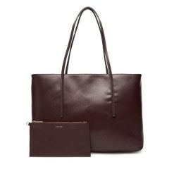 Torebka Calvin Klein. Czerwone shopperki damskie Calvin Klein, bez wzorów, bez dodatków. Za 419.99 zł.