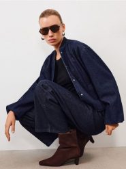 Jeansy straight wide leg z dżetami - niebieski. Niebieskie jeansy damskie Sinsay, bez wzorów, z denimu. Za 89.99 zł.
