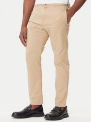 HUGO Chinosy David251D 50530886 Beżowy Slim Fit. Brązowe eleganckie spodnie męskie Hugo, bez wzorów, z bawełny. Za 449.99 zł.