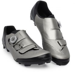 Buty Shimano SH-XC502, srebrny, 46. Szare buty sportowe męskie Shimano, bez wzorów, bez zapięcia. Za 944.03 zł.