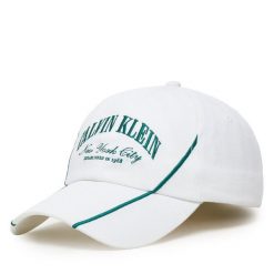 Czapka z daszkiem Calvin Klein. Białe czapki damskie Calvin Klein, bez wzorów. Za 169.99 zł.