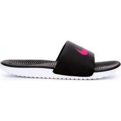 Czarne Klapki Nike Kawa Slide Sandal W 834588-060. Czarne klapki damskie Nike, bez wzorów, z materiału, sportowe, bez obcasa, bez zapięcia. W wyprzedaży za 199.00 zł.