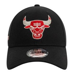 Metalowa Czapka Z Daszkiem 9Forty Chicago Bulls. Czarne czapki damskie New Era, bez wzorów, sportowe. Za 188.99 zł.