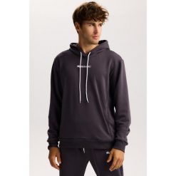 Męska bluza dresowa Rough Radical Cotton Active Hoodie Men. Szare bluzy męskie ROUGH RADICAL, l, bez wzorów, z dresówki, casualowe, bez ramiączek, bez kaptura. W wyprzedaży za 161.42 zł.