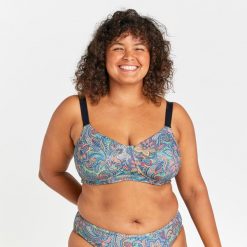 Góra kostiumu kąpielowego surfingowego damska Olaian Astrid Paisley. Bikini OLAIAN, bez wzorów, z elastanu. W wyprzedaży za 49.99 zł.