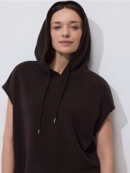 Bluza bez rękawów - ciemnobrązowy. Brązowe bluzy damskie Reserved, l, bez wzorów, z dzianiny, bez ramiączek, bez kaptura. Za 129.99 zł.