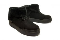 BIG STAR GG274990 czarny, botki damskie. Czarne botki damskie BIG STAR, na zimę, bez wzorów, retro, bez obcasa, bez zapięcia. Za 279.90 zł.