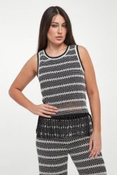 Top damski haftowany SPORTALM. Topy damskie Sportalm, bez wzorów, bez kołnierzyka, bez ramiączek. Za 839.00 zł.