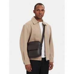 Saszetka U.S. Polo Assn. Brązowe saszetki i nerki męskie U.S. Polo Assn., małe. Za 144.99 zł.