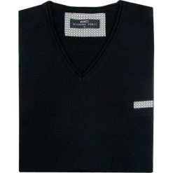 Sweter DARIO SWC000020. Czarne swetry męskie Giacomo Conti, m, bez wzorów, z wełny, klasyczne, bez kołnierzyka, bez ramiączek. Za 229.00 zł.