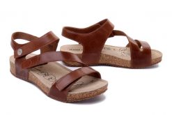 JOSEF SEIBEL 78519 69 480 Tonga 25 camel, sandały damskie. Brązowe sandały damskie Josef Seibel, bez wzorów, ze skóry, bez obcasa, bez zapięcia. Za 359.90 zł.