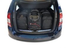 Torby Do Bagażnika Dacia Duster 2010-2017 4Szt Kjust. Czarne torby podróżne damskie KJUST, bez wzorów, z kauczuku. Za 1,250.00 zł.