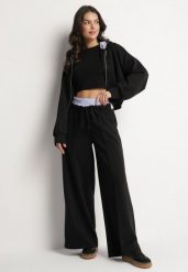 Czarny Komplet Dresowy z Wiskozą Bluza z Kapturem i Szerokie Spodnie Lanriva. Czarne bluzy damskie Born2be, bez wzorów, z dresówki, bez ramiączek, z kapturem. Za 189.99 zł.