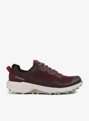Buty outdoor damskie Berghaus Revolute Active Shoe. Czerwone obuwie trekkingowe damskie Berghaus, z materiału, bez zapięcia. Za 499.99 zł.