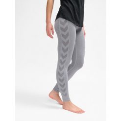 Damskie legginsy bezszwowe Hummel Ci Scrunch. Szare legginsy damskie Hummel, bez wzorów. Za 173.00 zł.