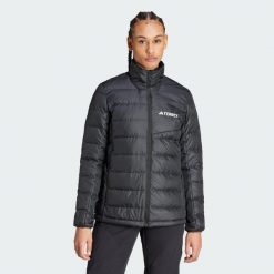 Kurtka Terrex Multi Light Down. Czarne kurtki sportowe damskie Adidas, s, bez wzorów, z materiału, bez ramiączek, bez kaptura, trekkingowe. Za 649.00 zł.