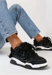 Czarne Sneakersy z Szerokimi Sznurówkami Zdobione Materiałowymi Wstawkami i Perforacją Niriela. Czarne obuwie sportowe damskie Born2be, z aplikacjami, z materiału, bez zapięcia. Za 99.99 zł.