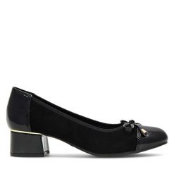 Czółenka Clara Barson. Czarne czółenka damskie Clara Barson, bez wzorów, bez obcasa, bez zapięcia. Za 119.99 zł.