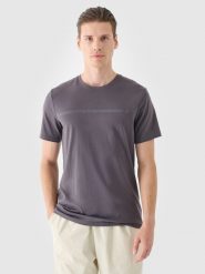 4F T-shirt regular z nadrukiem męski - szary M. Szare t-shirty męskie 4F, m, bez wzorów, z bawełny, bez kołnierzyka, bez ramiączek. Za 29.99 zł.