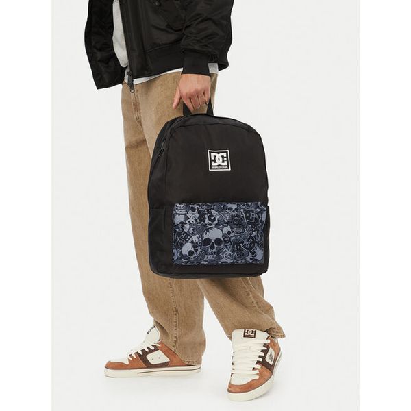 Plecak DC Shoes. Czarne plecaki męskie DC Shoes, bez wzorów, sportowe. Za 99.99 zł.