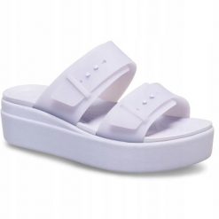 Sandały dla Kobiet Crocs Brooklyn Buckle Frosted Low Wedge. Fioletowe sandały damskie Crocs, bez wzorów, z materiału, bez obcasa, na platformie, bez zapięcia. Za 231.99 zł.