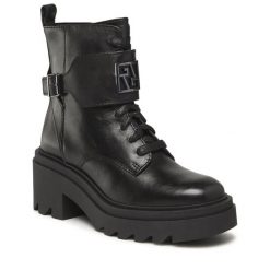 Trzewiki GINO ROSSI. Czarne botki damskie Gino Rossi, bez wzorów, bez obcasa, na słupku, bez zapięcia. Za 349.99 zł.