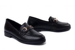 RIEKER 46262-01 black, półbuty damskie. Czarne półbuty damskie Rieker, bez wzorów, bez obcasa, na obcasie, bez zapięcia. Za 359.90 zł.