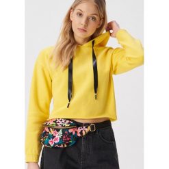 Gładka bluza z kapturem - Żółty. Żółte bluzy damskie Sinsay, l, bez wzorów, bez ramiączek, z kapturem. Za 39.99 zł.